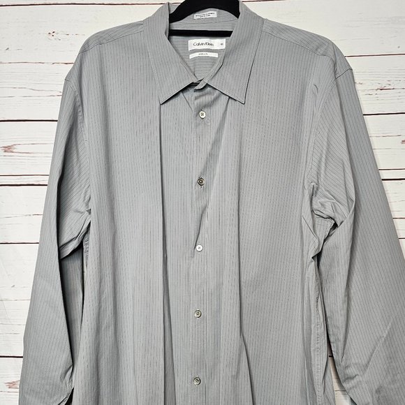 Calvin Klein Modern Fit Gray Button Down Shirt - Picture 2 of 9